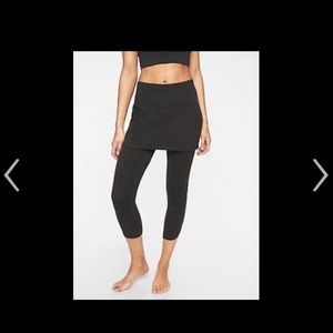 Athleta black skirted leggings size small